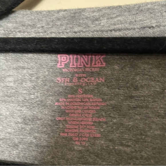 Victoria’s Secret PINK SF Giants World Series Short Sleeve T-Shirt - Picture 4 of 5